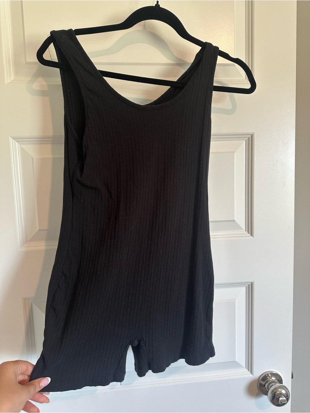 SHEIN Black Ribbed Sleeveless Romper